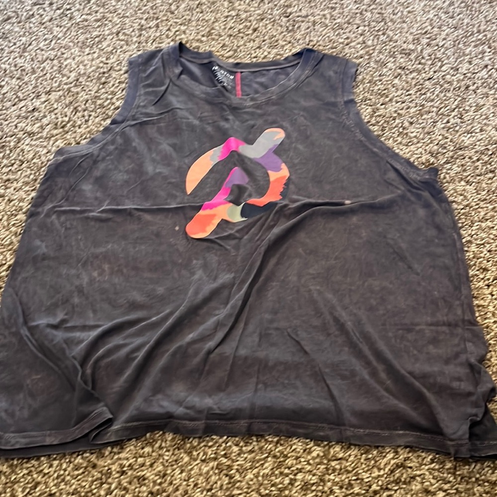 Peloton tank